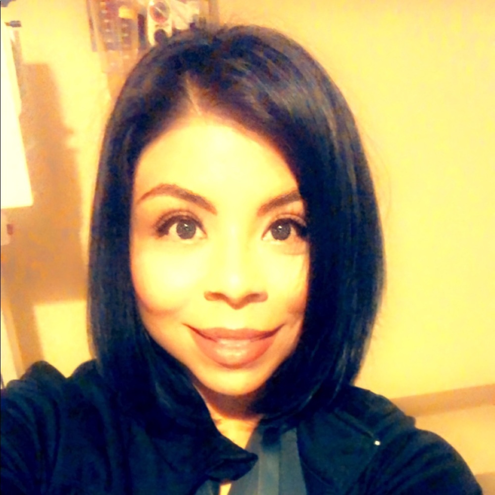 Meet your Posher, Rosella